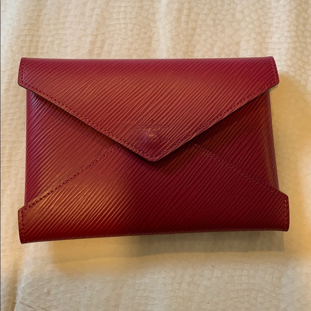 Brand new LOUIS VUITTON bright pink pouchette